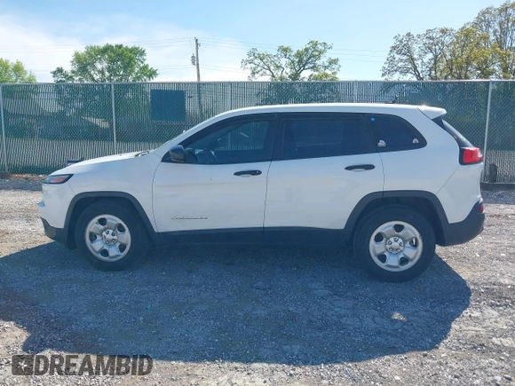 2016 Jeep Cherokee Altitude with VIN 1C4PJLAB0GW272536, listed as a IAAI auction lot 42092391 with 183,089 mi miles and . Bid and sale history available at DreamBid. Image 14.