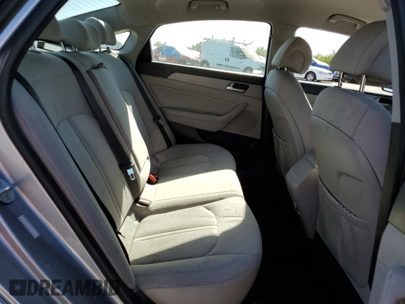 2016 Hyundai Sonata Hybrid SE with VIN KMHE24L1XGA013950, listed as a Copart auction lot 67882953 with 88,426 mi miles. Bid and sale history available at carsss.com. Image 10.