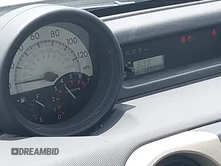 2006 Scion xB z VIN JTLKT324364083642, wystawiony jako IAAI lot #42681553 z przebiegiem 139 346 mil mil oraz . Historia ofert i sprzedaży dostępna na DreamBid. Obrazek 7.