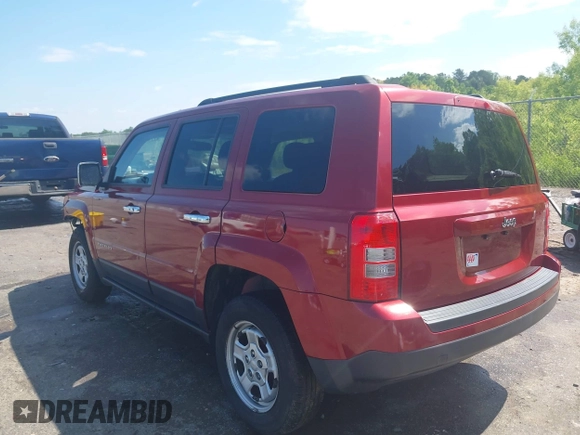 2016 Jeep Patriot Sport z VIN 1C4NJPBAXGD513390, wystawiony jako IAAI lot #42254500 z przebiegiem 178 813 mil mil oraz . Historia ofert i sprzedaży dostępna na DreamBid. Obrazek 3.