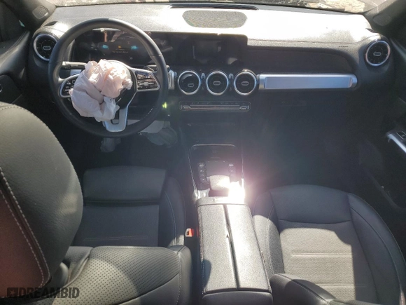 2022 Mercedes-Benz GLB with VIN W1N4M4HB9NW197802, listed as a Copart auction lot 46314235 with 30,352 mi miles and Salvage Title. Bid and sale history available at carsss.com. Image 8.