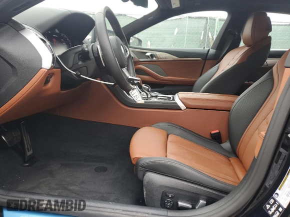 2024 BMW 8 Series M850i with VIN WBAGV8C00RCR84642, listed as a Copart auction lot 81367034 with 2,058 mi miles and Salvage Title. Bid and sale history available at carsss.com. Image 7.