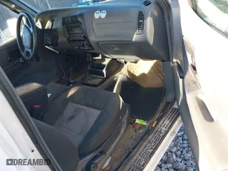 2010 Ford Ranger XL with VIN 1FTKR1EE7APA16407, listed as a IAAI auction lot 41019733 with 172,609 mi miles. Bid and sale history available at carsss.com. Image 5.