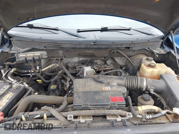 2009 Ford F-150 STX with VIN 1FTRX12W89KB25047, listed as a IAAI auction lot 41484924 with 310,768 mi miles. Bid and sale history available at carsss.com. Image 10.