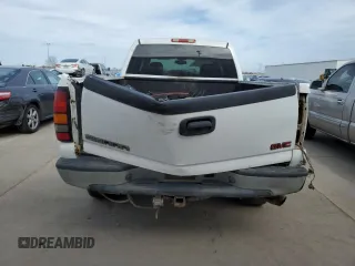 2004 GMC Sierra 2500HD SLE z VIN 1GTHK23104F109770, wystawiony jako Copart lot #46100875 z przebiegiem 101 723 mil mil oraz Szkoda całkowita • Salvage title. Historia ofert i sprzedaży dostępna na DreamBid. Obrazek 6.