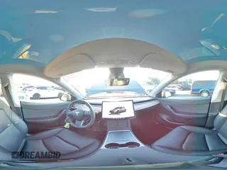 2022 Tesla Model Y Long Range z VIN 7SAYGAEE9NF366382, wystawiony jako Copart lot #52179515 z przebiegiem 41 654 mil mil oraz Szkoda całkowita • Salvage title. Historia ofert i sprzedaży dostępna na DreamBid. Obrazek 13.