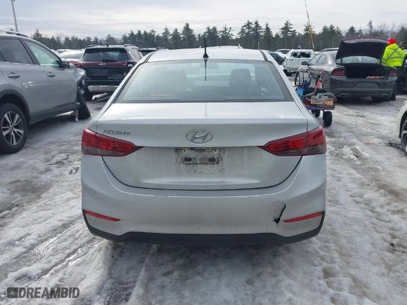 2018 Hyundai Accent SE with VIN 3KPC24A33JE025457, listed as a IAAI auction lot 41636759 with NaN miles. Bid and sale history available at carsss.com. Image 16.
