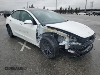 2024 Tesla Model 3 Long Range with VIN 5YJ3E1EB2RF819623, listed as a Copart auction lot 44814315 with 4,400 mi miles and Salvage Title. Bid and sale history available at DreamBid. Image 4.