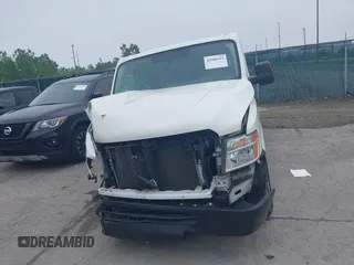 2018 Nissan NV Cargo S с VIN 1N6BF0KM6JN817966, выставлен на аукционе IAAI как лот 42400393 с пробегом 181 511 миль миль и . История ставок и продаж доступна на DreamBid. Изображение 13.
