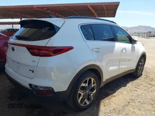 2022 Kia Sportage EX with VIN KNDPN3AC3N7996127, listed as a IAAI auction lot 42165035 with 35,370 mi miles and . Bid and sale history available at DreamBid. Image 4.
