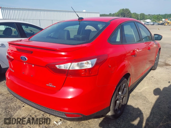 2013 Ford Focus SE z VIN 1FADP3F27DL252586, wystawiony jako IAAI lot #42496500 z przebiegiem 150 052 mil mil oraz . Historia ofert i sprzedaży dostępna na DreamBid. Obrazek 4.