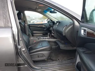 2016 Nissan Pathfinder SV with VIN 5N1AR2MN9GC629224, listed as a IAAI auction lot 42069279 with 172,227 mi miles. Bid and sale history available at carsss.com. Image 5.