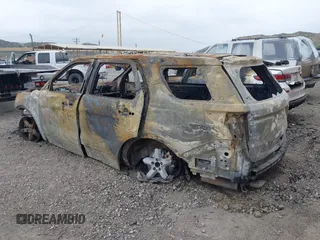 2018 Ford Explorer XLT с VIN 1FM5K7D89JGB31621, выставлен на аукционе IAAI как лот 42194717 с пробегом Не указан миль и . История ставок и продаж доступна на DreamBid. Изображение 3.
