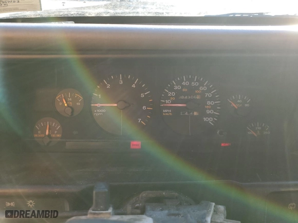 1994 Jeep Grand Cherokee Limited with VIN 1J4GZ78S0RC357283, listed as a Copart auction lot 49236995 with 84,306 mi miles and Salvage Title. Bid and sale history available at carsss.com. Image 9.