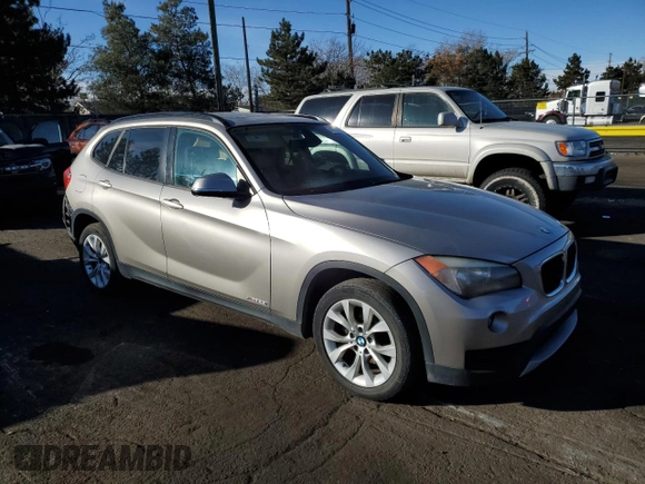 2014 BMW X1 xDrive28i with VIN WBAVL1C51EVY19441, listed as a Copart auction lot 44076115 with 107,830 mi miles and Salvage Title. Bid and sale history available at carsss.com. Image 4.