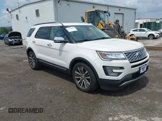 2017 Ford Explorer Platinum с VIN 1FM5K8HT9HGD01300, выставлен на аукционе IAAI как лот 42628364 с пробегом 107 191 миль миль и . История ставок и продаж доступна на DreamBid. Изображение 1.