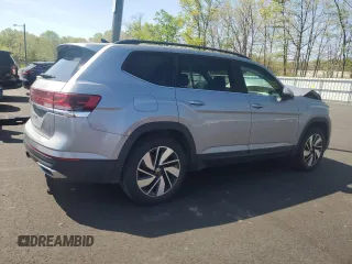 2024 Volkswagen Atlas SE with VIN 1V2WR2CA4RC567340, listed as a Copart auction lot 54665765 with 24,743 mi miles and Salvage title. Bid and sale history available at DreamBid. Image 3.