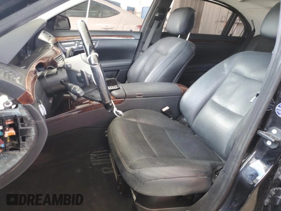 2013 Mercedes-Benz S 550 with VIN WDDNG7DB3DA537070, listed as a Copart auction lot 54398295 with 61,577 mi miles and Salvage Title. Bid and sale history available at carsss.com. Image 7.