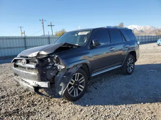 2019 Toyota 4Runner SR5 with VIN JTEBU5JR6K5653912, listed as a Copart auction lot 79904504 with 65,565 mi miles and Salvage Title. Bid and sale history available at carsss.com. Image 1.