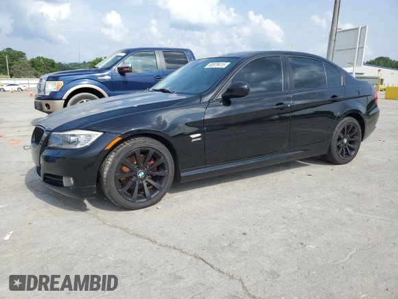 2011 BMW 3 Series 328i xDrive z VIN WBAPK7C56BA970180, wystawiony jako Copart lot #60878415 z przebiegiem 144 218 mil mil oraz Czysty tytuł • Clean title. Historia ofert i sprzedaży dostępna na DreamBid. Obrazek 1.