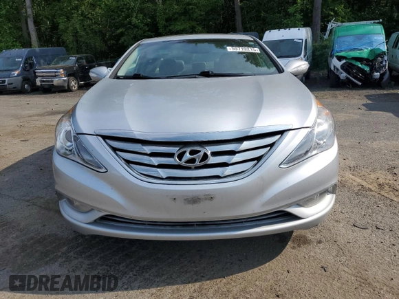 2011 Hyundai Sonata Limited z VIN 5NPEC4AC1BH131148, wystawiony jako Copart lot #59719215 z przebiegiem 148 469 mil mil oraz Szkoda całkowita • Salvage title. Historia ofert i sprzedaży dostępna na DreamBid. Obrazek 5.