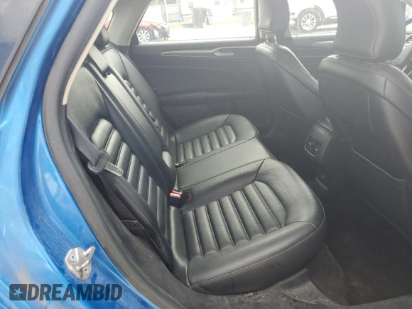 2019 Ford Fusion SEL with VIN 3FA6P0MU6KR139156, listed as a Copart auction lot 52522375 with 148,247 mi miles and Non Repairable. Bid and sale history available at DreamBid. Image 10.