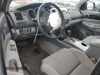 2009 Toyota Tacoma z VIN 5TEUU42N49Z623382, wystawiony jako Copart lot #48614965 z przebiegiem 126 152 mil mil oraz Szkoda całkowita • Salvage title. Historia ofert i sprzedaży dostępna na DreamBid. Obrazek 8.