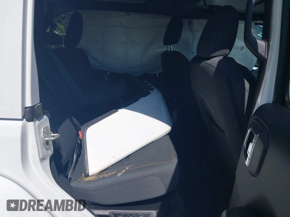 2024 Jeep Wrangler Sahara with VIN 1C4RJXP60RW292413, listed as a IAAI auction lot 42053663 with 22,808 mi miles and . Bid and sale history available at DreamBid. Image 8.