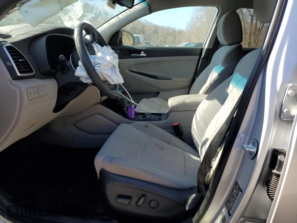 2019 Hyundai Tucson SEL z VIN KM8J3CAL6KU938209, wystawiony jako Copart lot #53404545 z przebiegiem 77 811 mil mil oraz Szkoda całkowita • Salvage title. Historia ofert i sprzedaży dostępna na DreamBid. Obrazek 7.