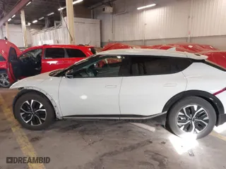 2022 Kia EV6 Wind with VIN KNDC3DLC8N5080465, listed as a IAAI auction lot 41556331 with 42,156 mi miles. Bid and sale history available at carsss.com. Image 15.