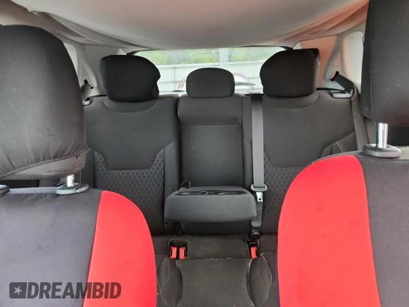 2019 Jeep Compass Sport z VIN 3C4NJCAB8KT615860, wystawiony jako Copart lot #60784545 z przebiegiem 109 592 mil mil oraz Szkoda całkowita • Salvage title. Historia ofert i sprzedaży dostępna na DreamBid. Obrazek 10.