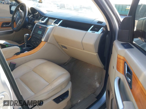 2009 Land Rover Range Rover Sport HSE с VIN SALSK25419A196430, выставлен на аукционе IAAI как лот 41878030 с пробегом 114 175 миль миль и . История ставок и продаж доступна на DreamBid. Изображение 5.
