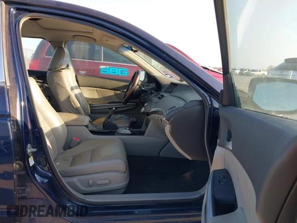 2008 Honda Accord EX-L z VIN 1HGCP36858A073167, wystawiony jako IAAI lot #42001402 z przebiegiem 276 405 mil mil oraz . Historia ofert i sprzedaży dostępna na DreamBid. Obrazek 5.