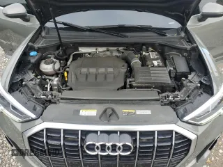 2023 Audi Q3 S line Premium z VIN WA1DECF35P1094199, wystawiony jako Copart lot #52099525 z przebiegiem 50 304 mil mil oraz Szkody całkowita. Historia ofert i sprzedaży dostępna na DreamBid. Obrazek 13.