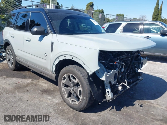 2024 Ford Bronco Sport Outer Banks z VIN 3FMCR9C60RRE22396, wystawiony jako IAAI lot #41671001 z przebiegiem 8 733 mil mil oraz . Historia ofert i sprzedaży dostępna na DreamBid. Obrazek 1.
