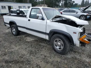 1996 Dodge Dakota с VIN 1B7FL26X9TS520367, выставлен на аукционе Copart как лот 60913275 с пробегом 142 820 миль миль и Списание • Salvage title. История ставок и продаж доступна на DreamBid. Изображение 4.