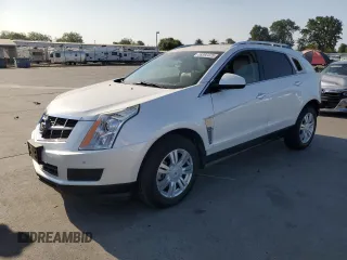 2011 Cadillac SRX Luxury Collection z VIN 3GYFNDEYXBS558803, wystawiony jako Copart lot #59392325 z przebiegiem 182 316 mil mil oraz Szkoda całkowita • Salvage title. Historia ofert i sprzedaży dostępna na DreamBid. Obrazek 1.