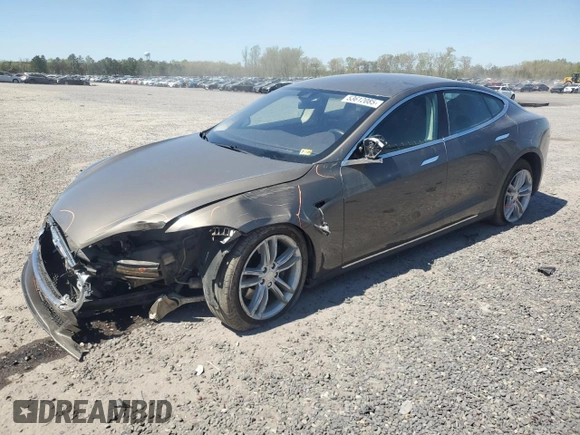 2016 Tesla Model S 90D with VIN 5YJSA1E2XGF121040, listed as a Copart auction lot 53612085 with 158,710 mi miles and Salvage Title. Bid and sale history available at DreamBid. Image 1.