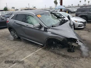 2024 Infiniti QX50 Luxe z VIN 3PCAJ5BA5RF105894, wystawiony jako Copart lot #62565715 z przebiegiem Nie podano mil oraz Nie do naprawy • Non repairable. Historia ofert i sprzedaży dostępna na DreamBid. Obrazek 4.