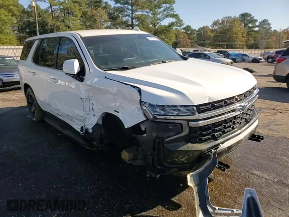 2021 Chevrolet Tahoe Commercial z VIN 1GNSCLED7MR458897, wystawiony jako Copart lot #84170464 z przebiegiem 23 125 mil mil oraz Szkoda całkowita • Salvage title. Historia ofert i sprzedaży dostępna na DreamBid. Obrazek 14.