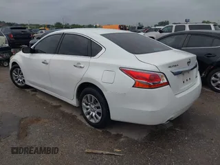 2014 Nissan Altima SV with VIN 1N4AL3AP7EN354056, listed as a IAAI auction lot 42101489 with 206,245 mi miles and . Bid and sale history available at DreamBid. Image 3.