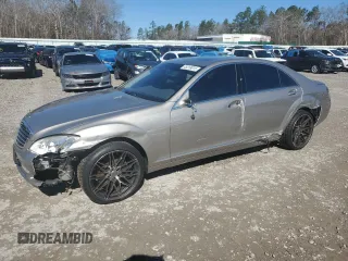 2007 Mercedes-Benz S-Class 5.5L V8 with VIN WDDNG71X17A074155, listed as a Copart auction lot 45318615 with 75,723 mi miles and Salvage Title. Bid and sale history available at carsss.com. Image 1.