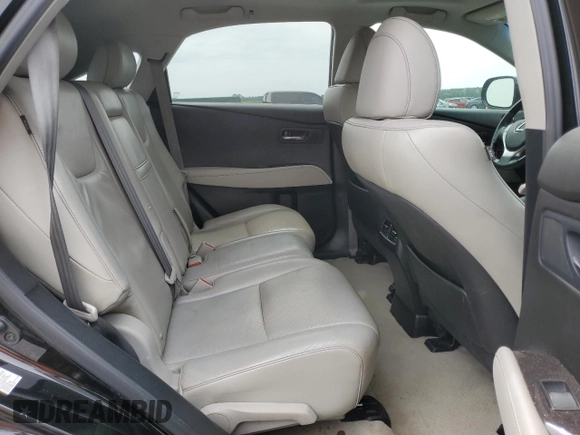 2015 Lexus RX 350 z VIN 2T2BK1BAXFC309922, wystawiony jako Copart lot #57360725 z przebiegiem 189 139 mil mil oraz Szkoda całkowita • Salvage title. Historia ofert i sprzedaży dostępna na DreamBid. Obrazek 11.