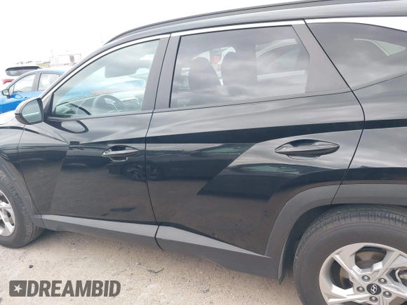 2024 Hyundai Tucson SEL with VIN 5NMJB3DE7RH311380, listed as a IAAI auction lot 42140227 with 44,227 mi miles. Bid and sale history available at carsss.com. Image 14.