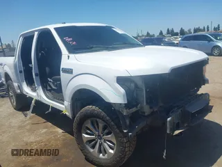 2018 Ford F-150 XL z VIN 1FTEW1EP8JKF82063, wystawiony jako IAAI lot #42299414 z przebiegiem 153 706 mil mil oraz . Historia ofert i sprzedaży dostępna na DreamBid. Obrazek 1.
