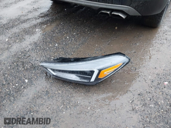 2019 Hyundai Tucson Ultimate with VIN KM8J3CAL8KU065577, listed as a IAAI auction lot 41214267 with 106,975 mi miles. Bid and sale history available at carsss.com. Image 11.