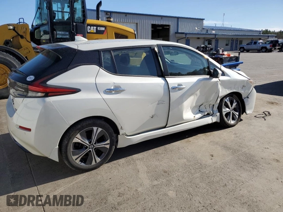 2020 Nissan LEAF SV Plus z VIN 1N4BZ1CP2LC307711, wystawiony jako Copart lot #55229505 z przebiegiem 42 467 mil mil oraz Szkoda całkowita • Salvage title. Historia ofert i sprzedaży dostępna na DreamBid. Obrazek 3.