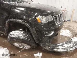 2018 Jeep Grand Cherokee Laredo E with VIN 1C4RJFAG3JC334865, listed as a IAAI auction lot 41599796 with 127,591 mi miles. Bid and sale history available at carsss.com. Image 6.