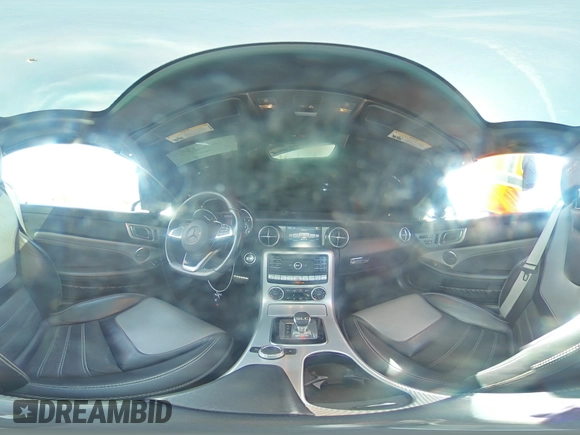 2020 Mercedes-Benz SLC 300 с VIN W1KPK3JAXLF170648, выставлен на аукционе Copart как лот 87199254 с пробегом Не указан миль и Списание • Salvage title. История ставок и продаж доступна на DreamBid. Изображение 13.