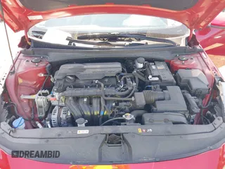 2023 Hyundai Elantra SE с VIN KMHLL4AG9PU519859, выставлен на аукционе IAAI как лот 42323341 с пробегом 47 466 миль миль и . История ставок и продаж доступна на DreamBid. Изображение 10.